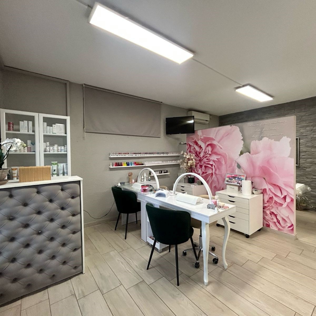 Beautyteka picture about us number 12